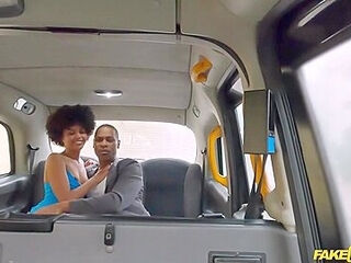 Horny Ebony Bimbo Smutty Adult Clip