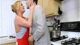 Hardcore Mature Milf in Kitchen