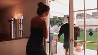 HOUSEWIFE FUCK AFTERNOON