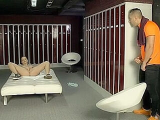 Muschi Movies Featuring Bidie-ins Facial Cumshot Trailer
