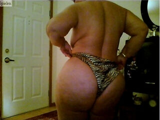 Granny Undress 4